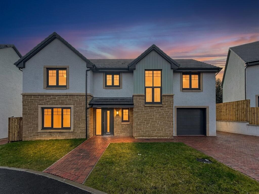 Main image of property: Cottage Grove, Hamilton ML3