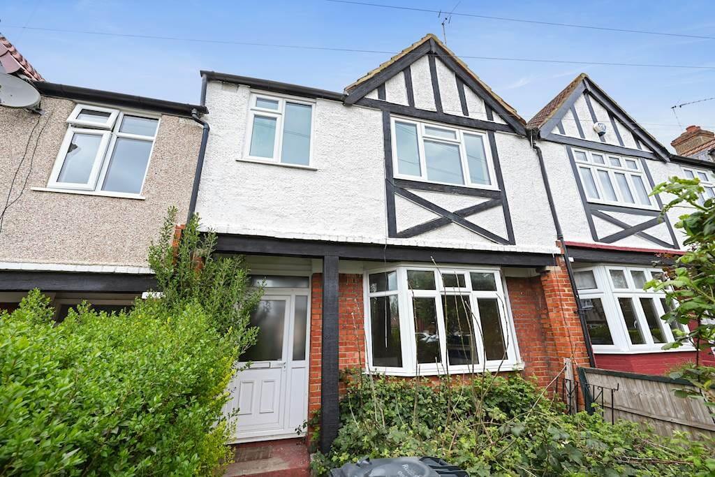 Main image of property: Elmbank Way, Hanwell, London, W7