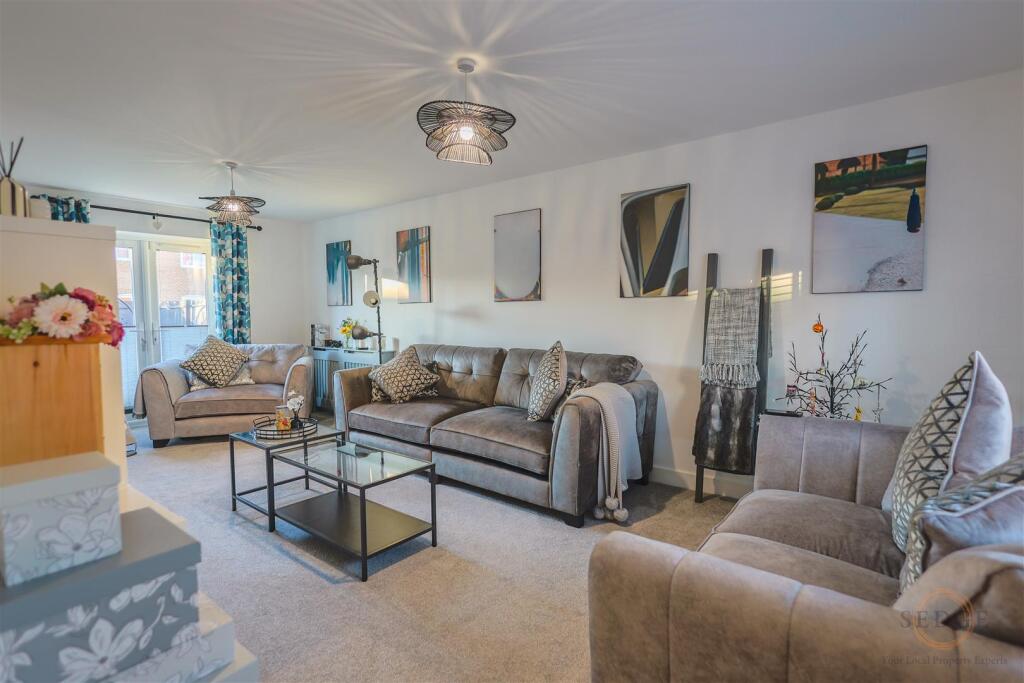House in South Holland, Donington - More