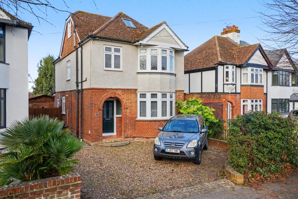 Main image of property: Park Drive, Sittingbourne, Kent, ME10 1RW