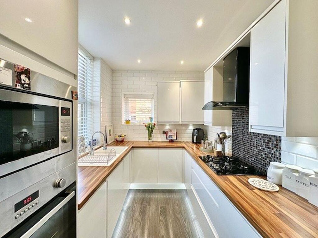 26, Allanvale Road, Prestwick, KA9 photo 3