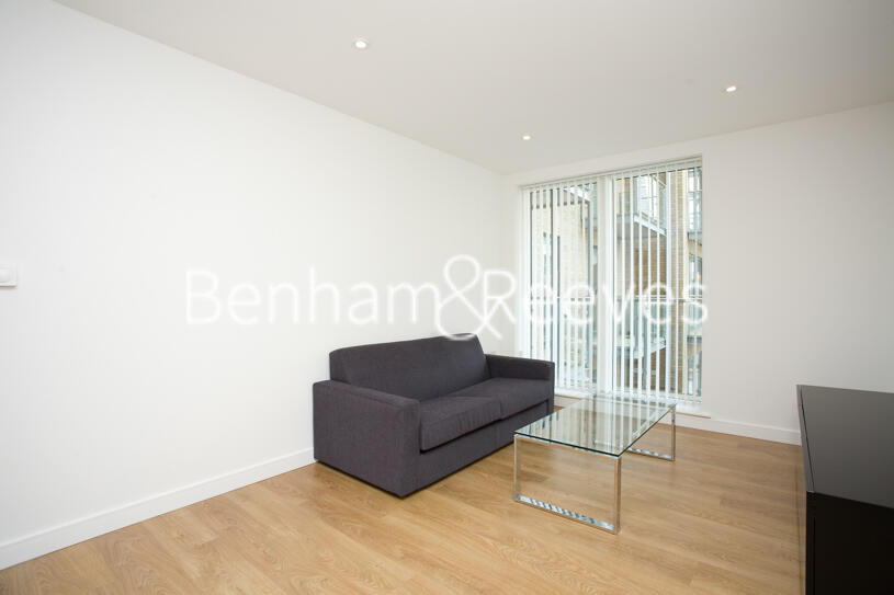 Main image of property: Seven Sea Gardens, Canary Wharf, E3