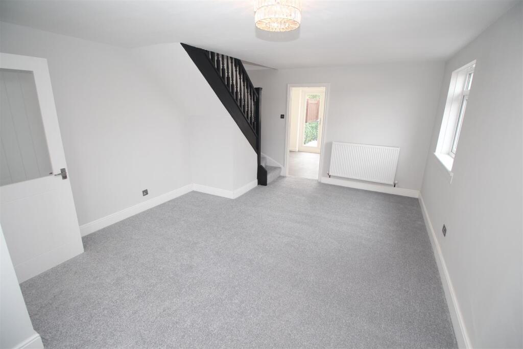 House in Paisley, Inverclyde - View 5