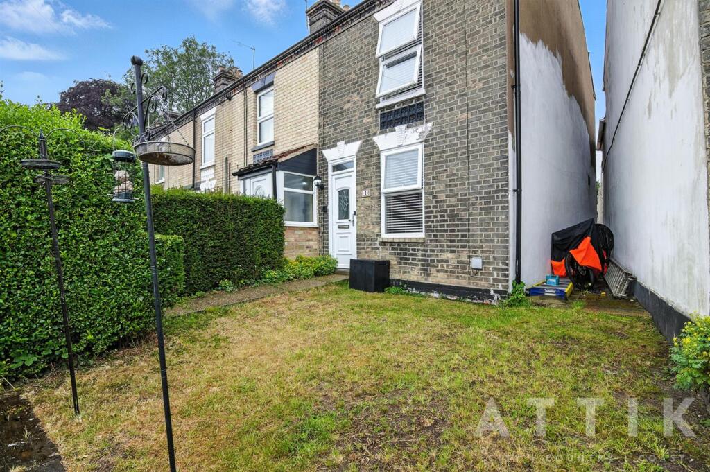 Main image of property: Bungay Road, Halesworth