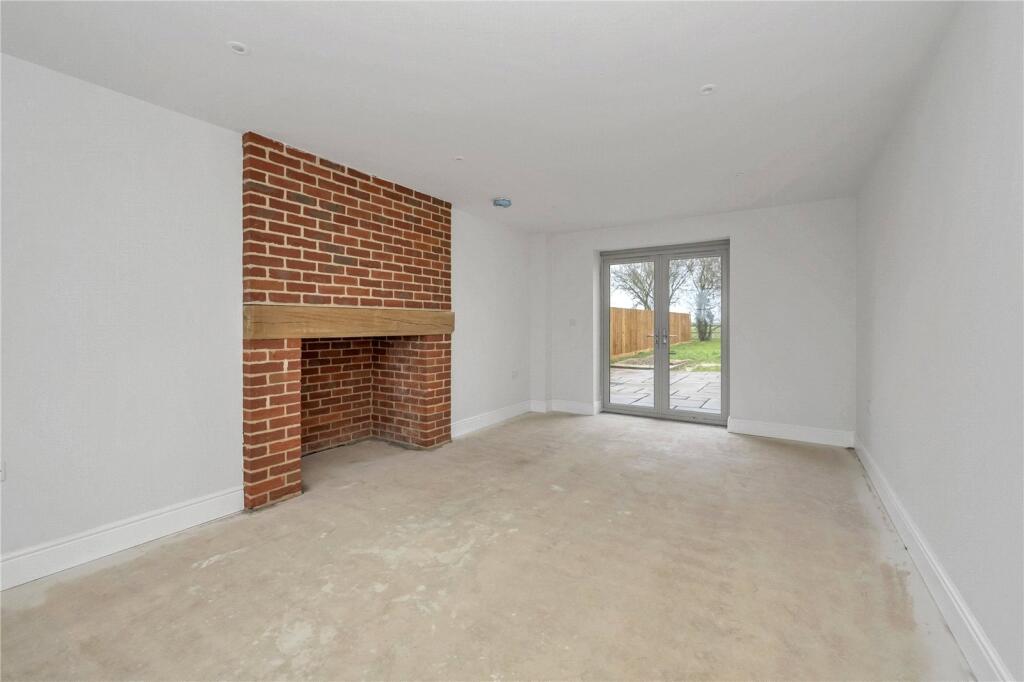 Pear Tree Gardens, Stowupland, Stowmarket, Suffolk, IP14 photo 3