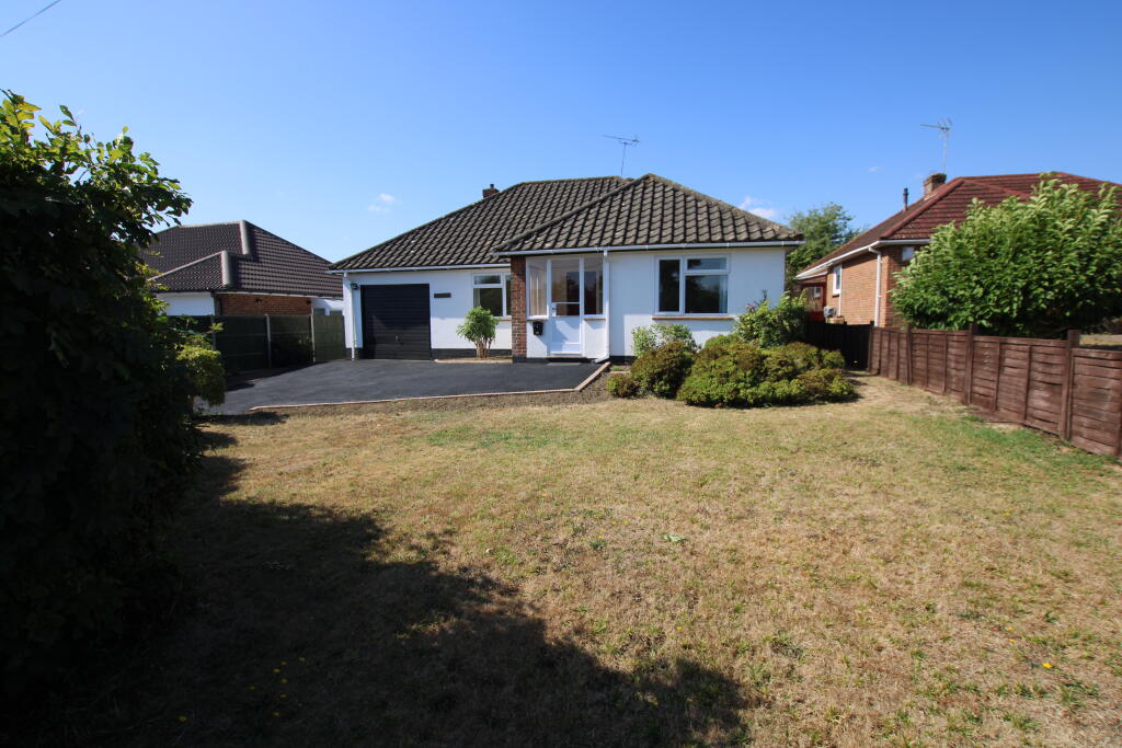 House in East Hampshire, Lindford - View 2