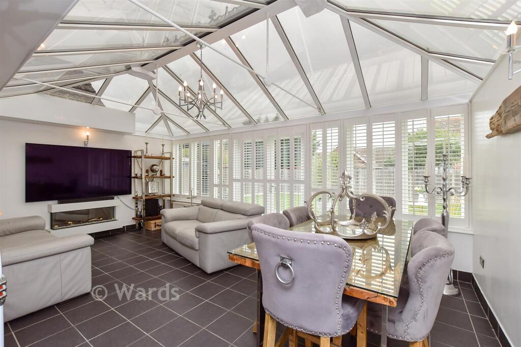 House in Rochester - View 4