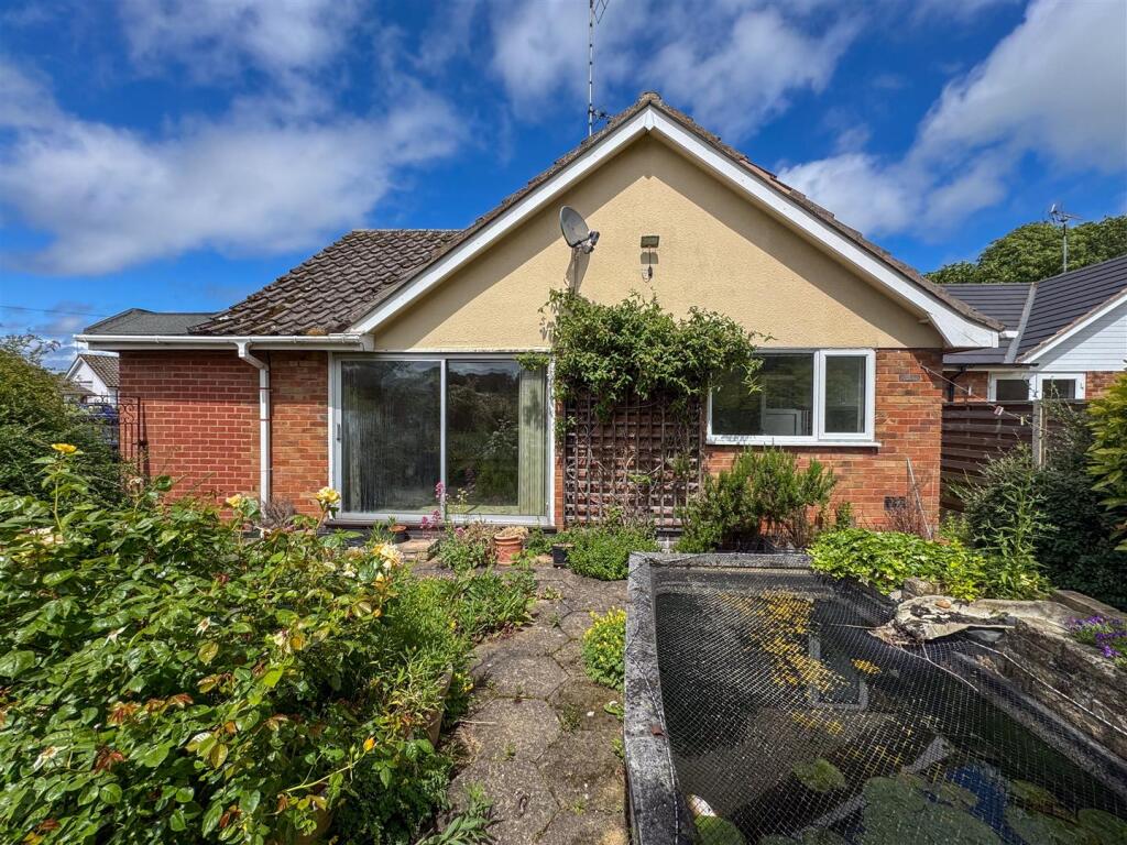 Main image of property: Somerset Close, Burton-On-The-Wolds, Loughborough