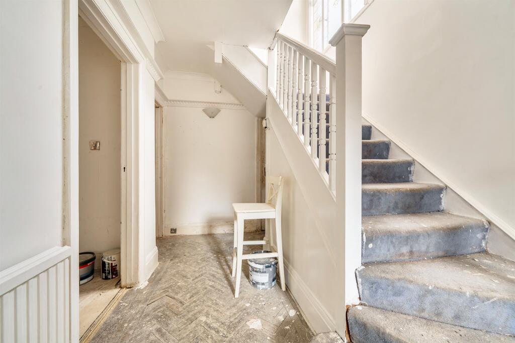 House in London - More
