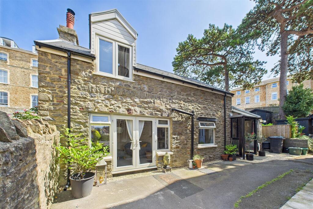 Main image of property: Immediate to Hill Road in Clevedon