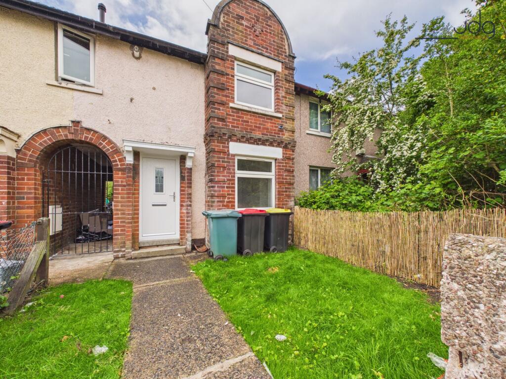 House in Lancaster, Hare Runs, Vale