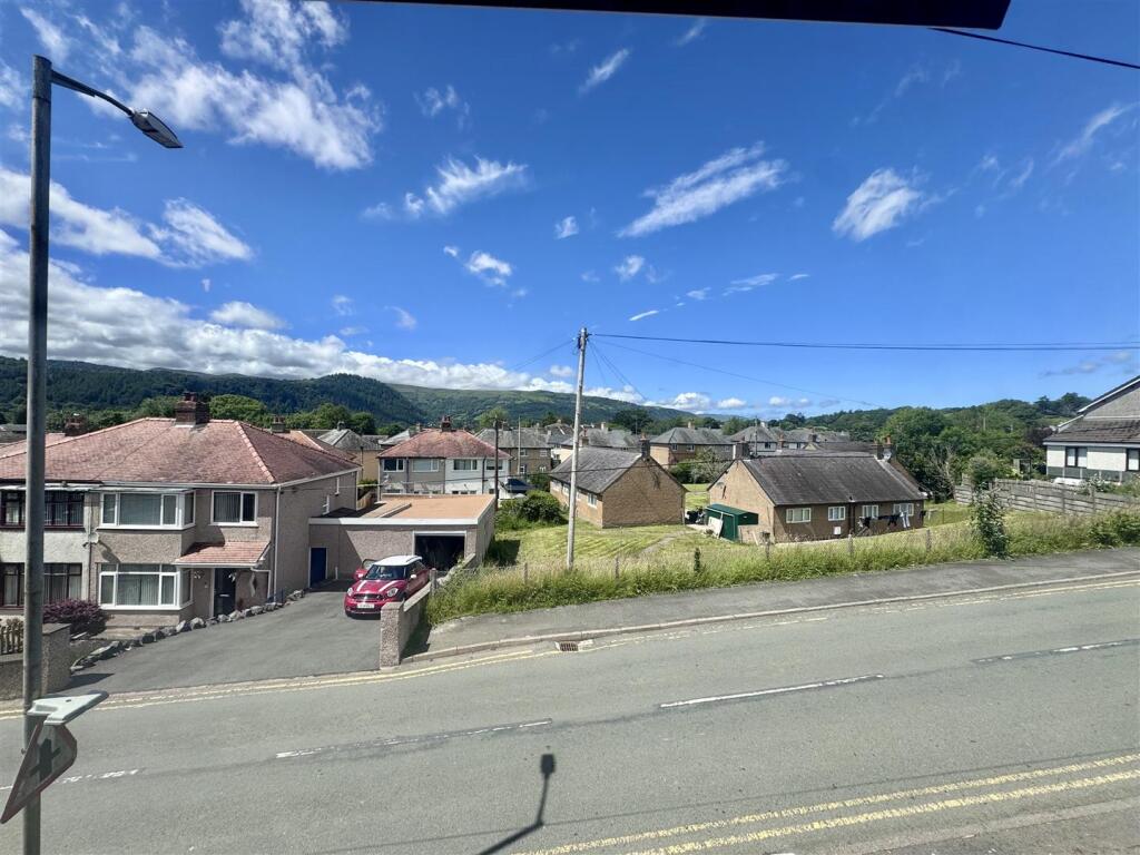 Abergele Road, Llanrwst photo 2