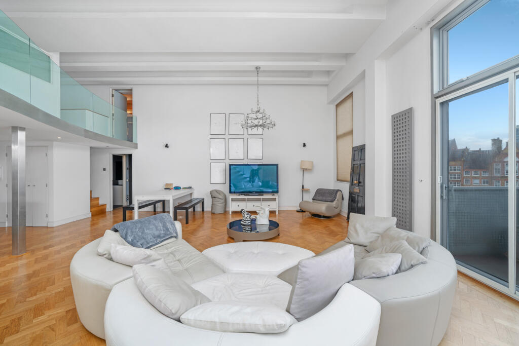 Apartment in London - More