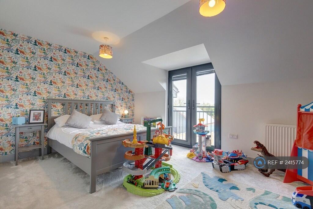 Property photo 8