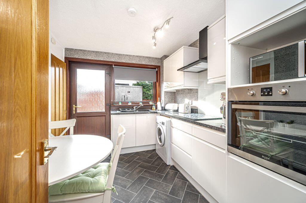 House in Kirkcaldy - More
