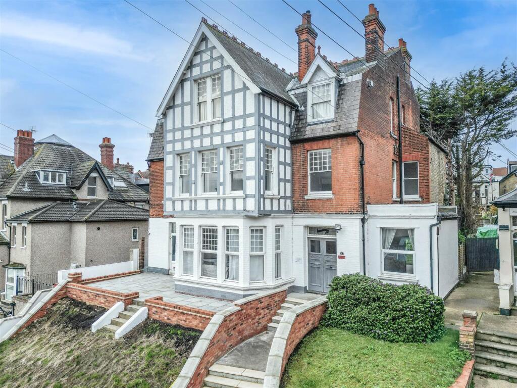 Main image of property: PALMERSTON ROAD, Westcliff-On-Sea