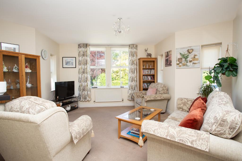 Cedarcroft, Mutton Hall Hill, Heathfield, East Sussex, TN21 8FB photo 5