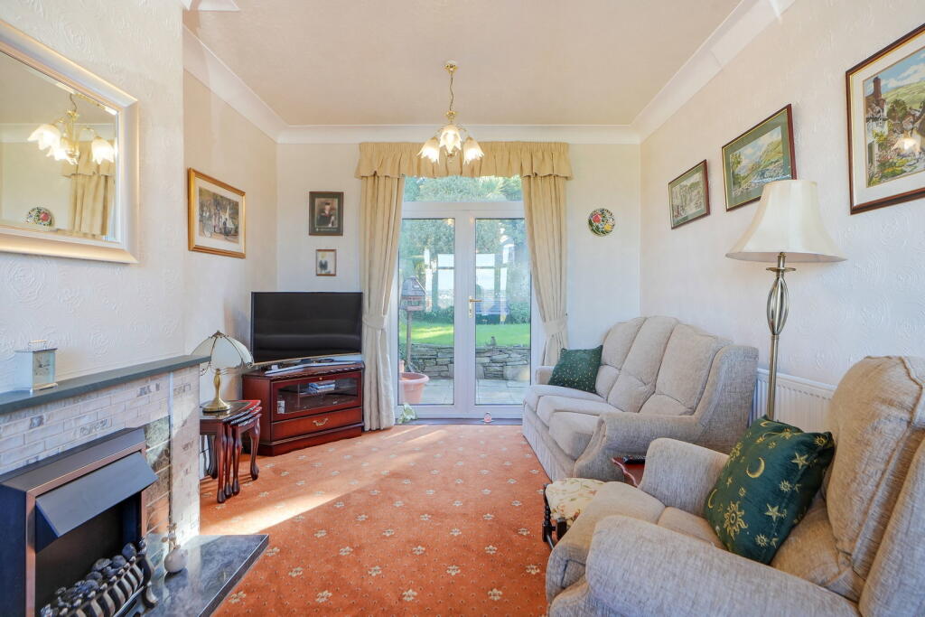 House in Sheffield, South Yorkshire - View 2