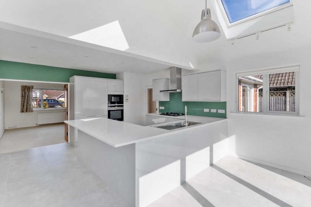 Cherry Close, Aldwick, Bognor Regis, West Sussex, PO21 - View 3