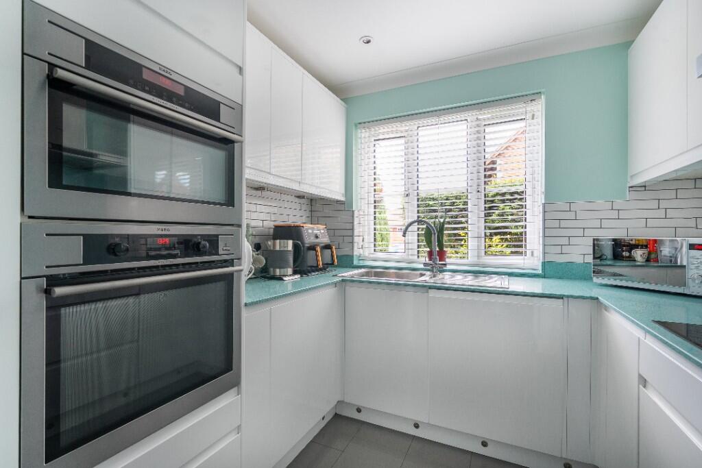 House in Shrewton - View 5