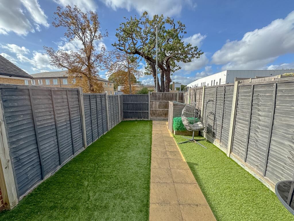 House in London, Northumberland Heath - View 4