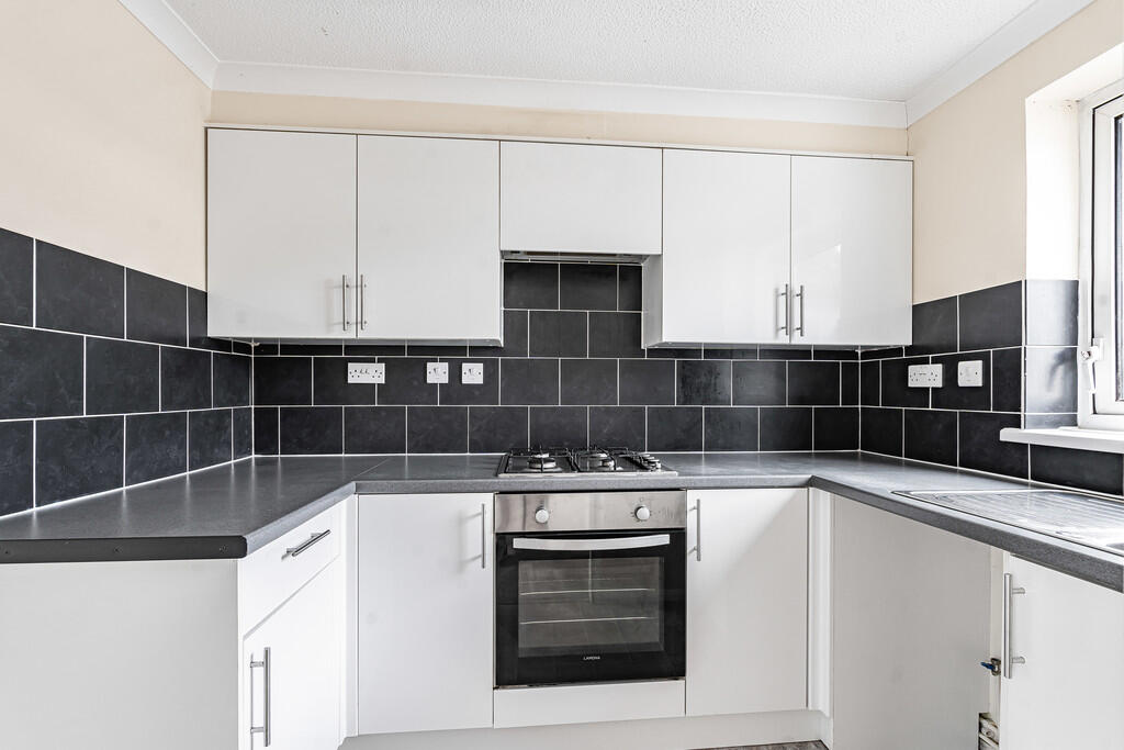 House in Torquay - More