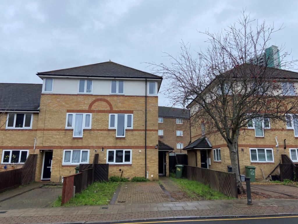 260 Grove Street, London, SE8 3QR photo 2