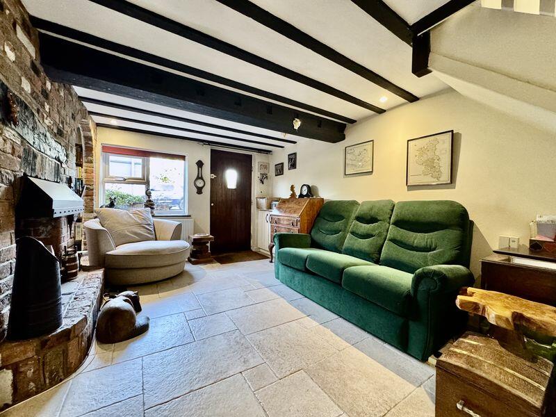 Character Cottage - Bourne End photo 4