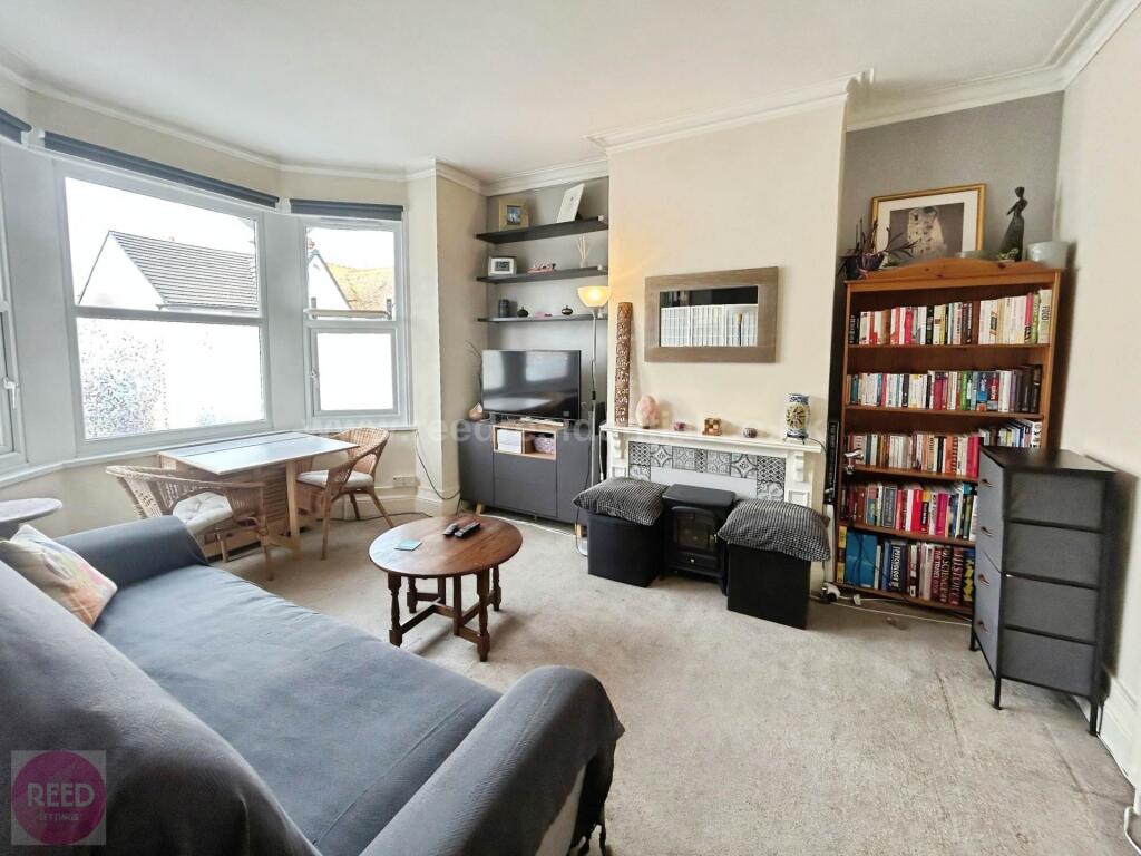 Beedell Avenue, Westcliff On Sea photo 4