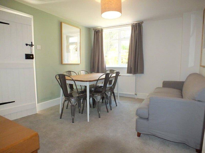 House in Reading - View 5