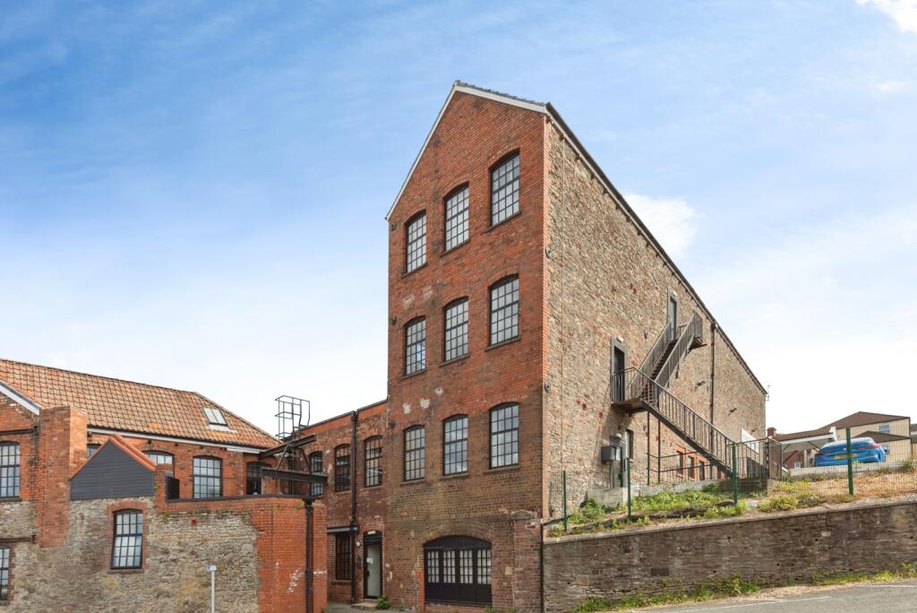 Main image of property: Kingsgate House, Kingswood, Bristol, BS15