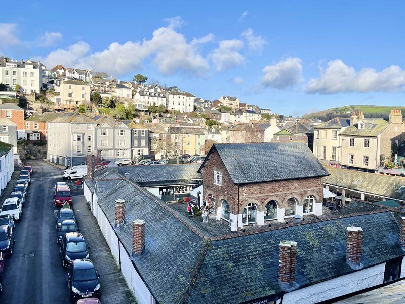 Main image of property: Dartmouth