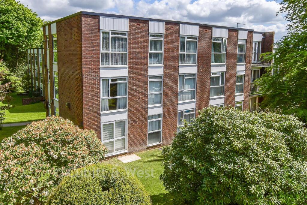 Apartment in Tonbridge - View 2