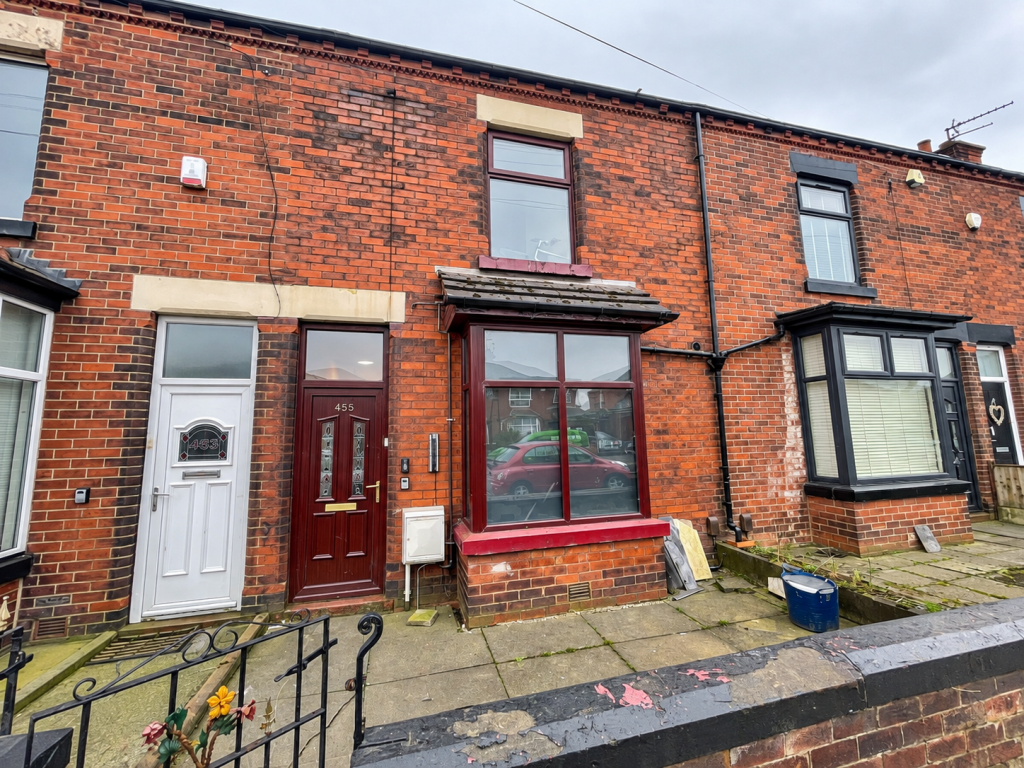 5-bed terraced on Plodder Lane, Farnworth, Bolton, £260,000