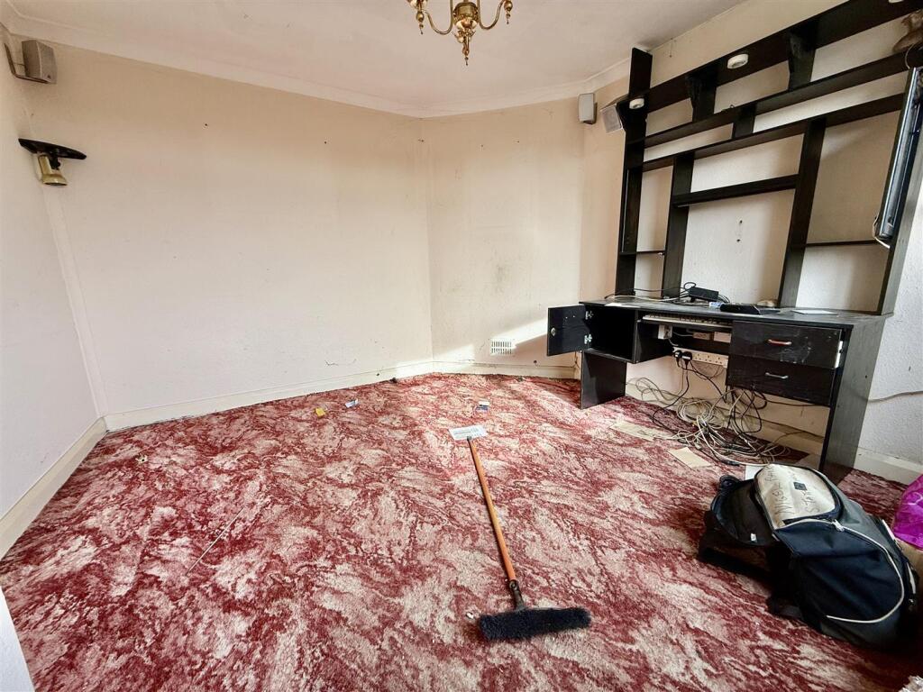 House in Bath - View 4