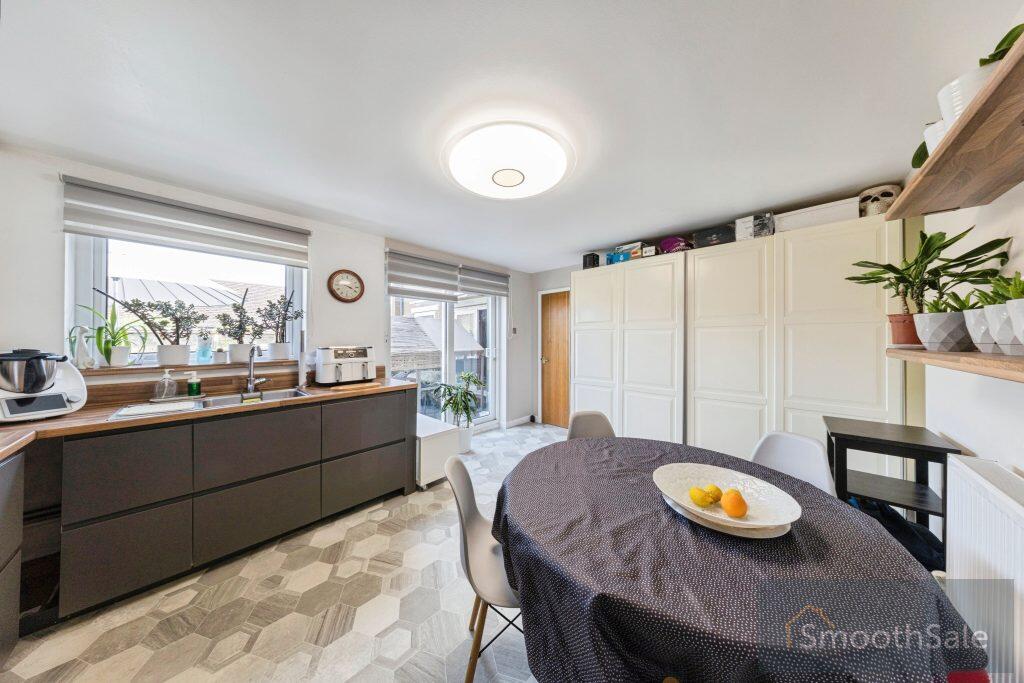 House in Milton Keynes, Campbell Park - View 5