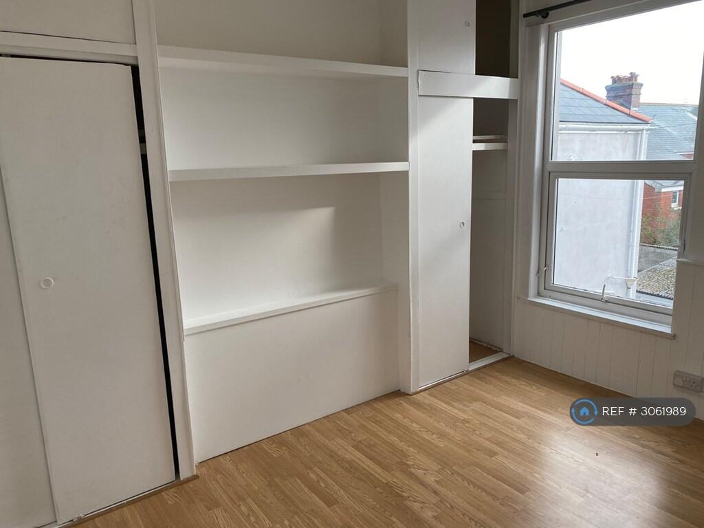 Apartment in Plymouth - View 4