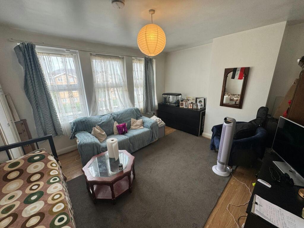 427 Honeypot Lane 70.jpg