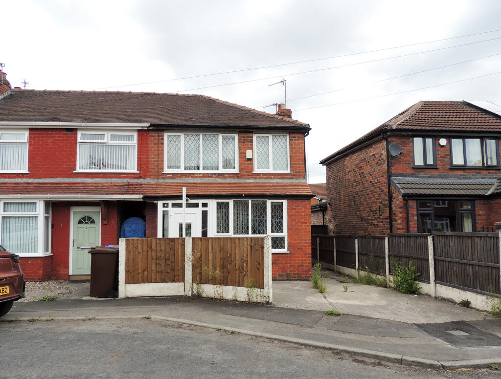 Main image of property: 16, Thankerton Avenue, Audenshaw