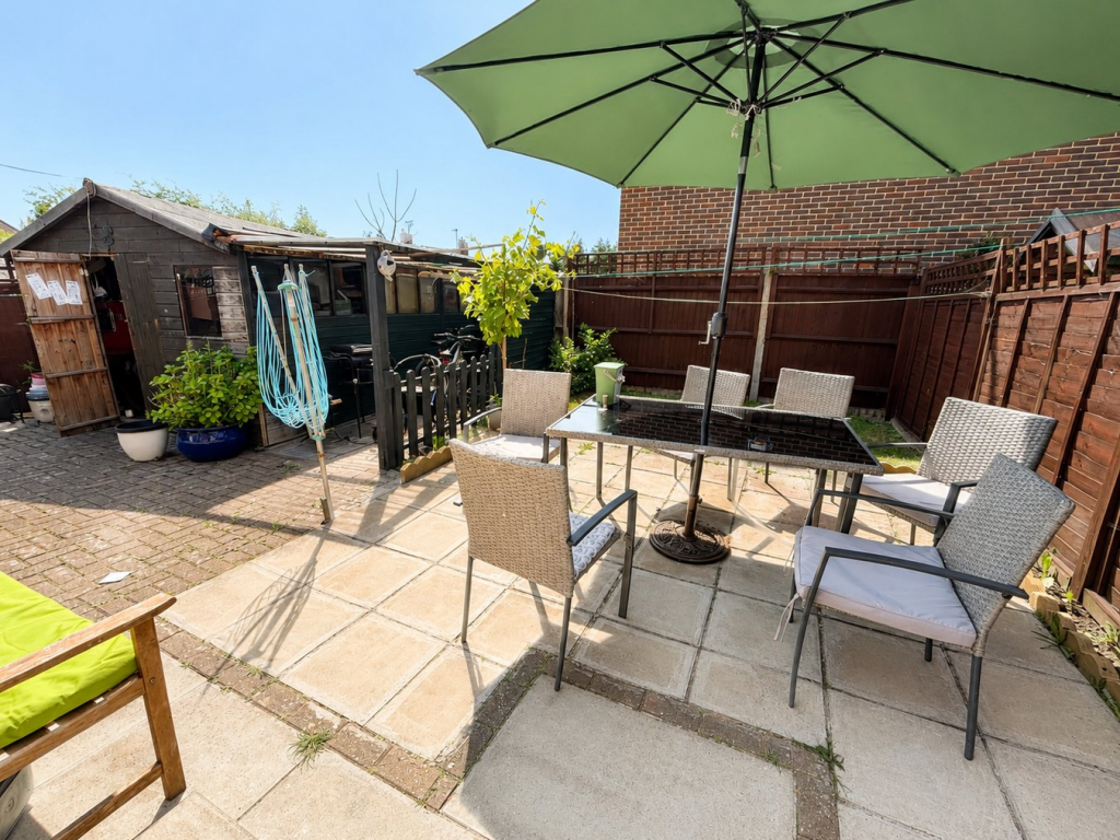 Crowhurst Lane, Bexhill on Sea, TN39 photo 4