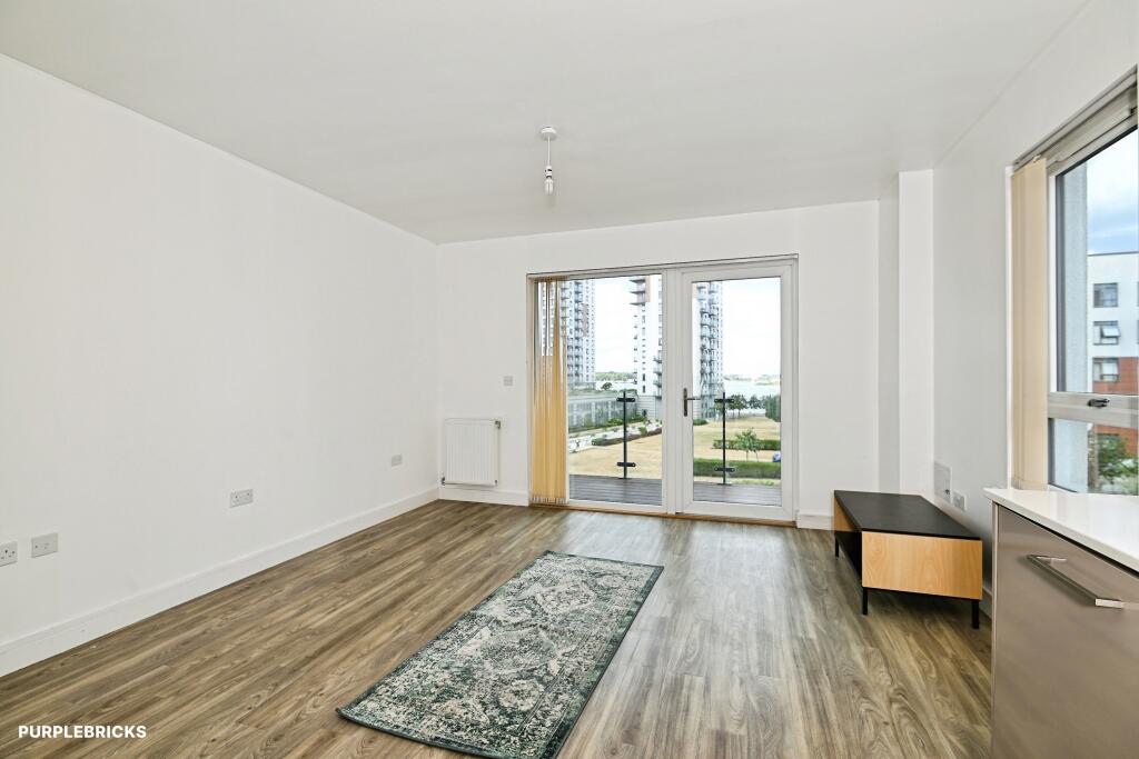 Apartment in Rochester - More