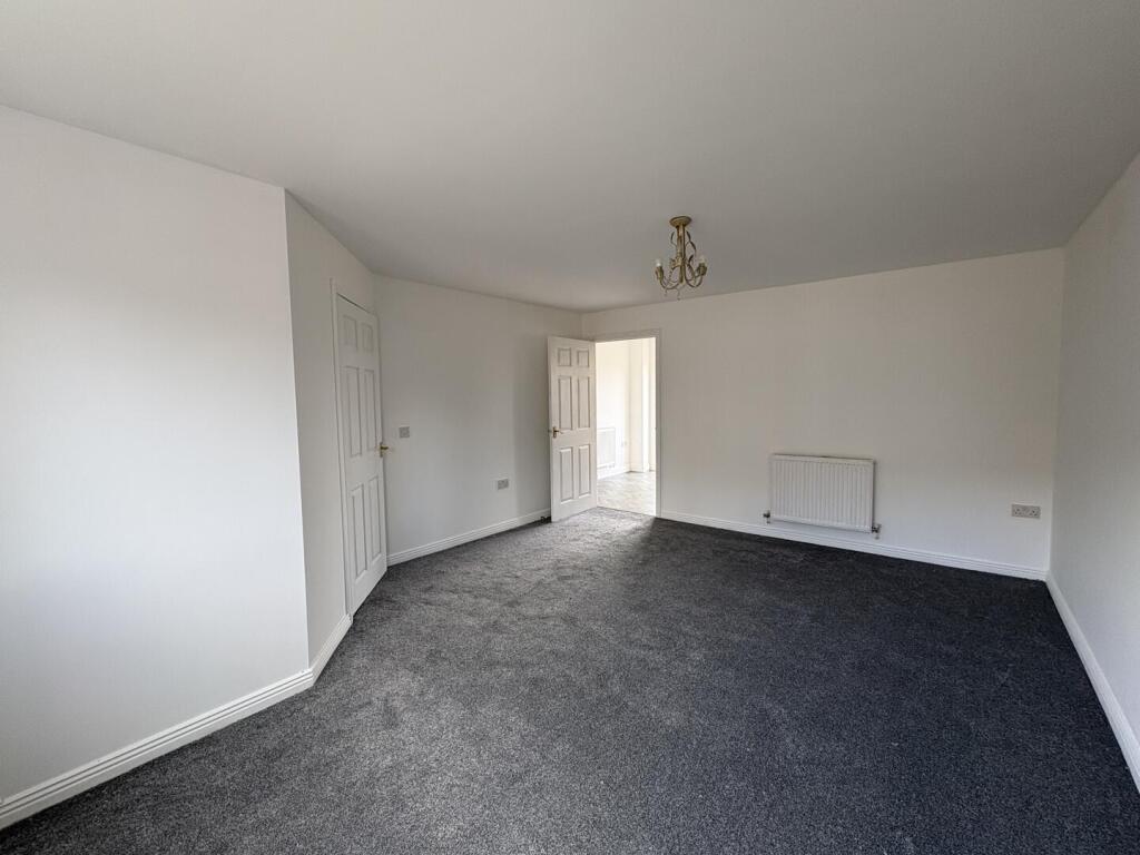 Eden Court, Nuneaton photo 4