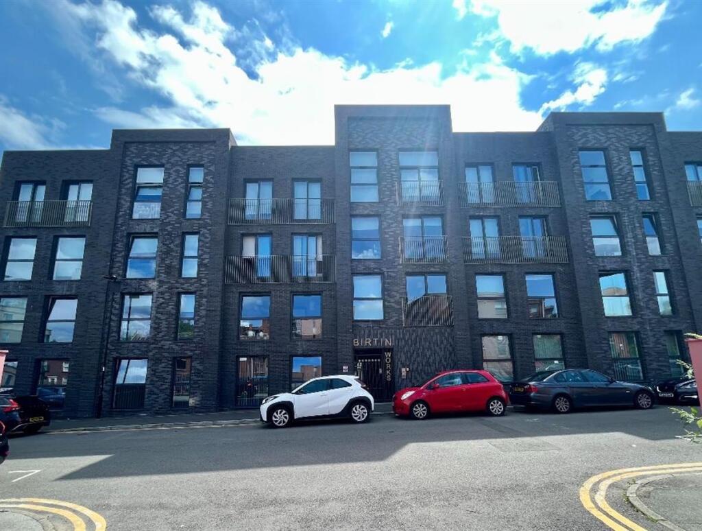 Main image of property: 211 Birtin Works, Henry St, S3
