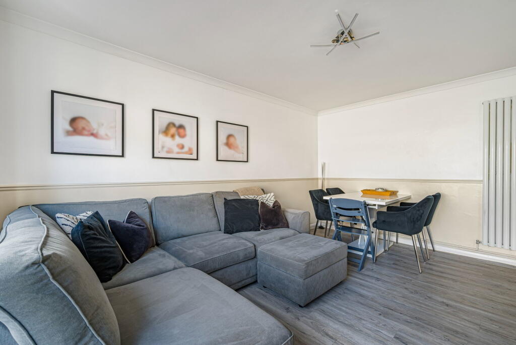 Apartment in Tonbridge - View 5