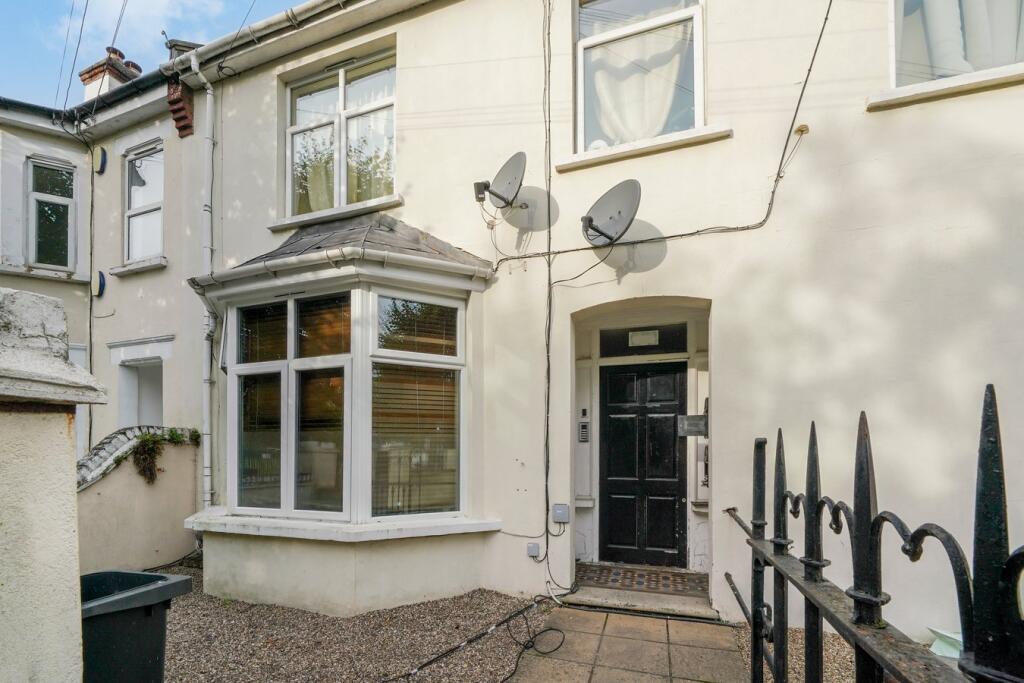 Main image of property: Sydenham Road, Croydon, CR0