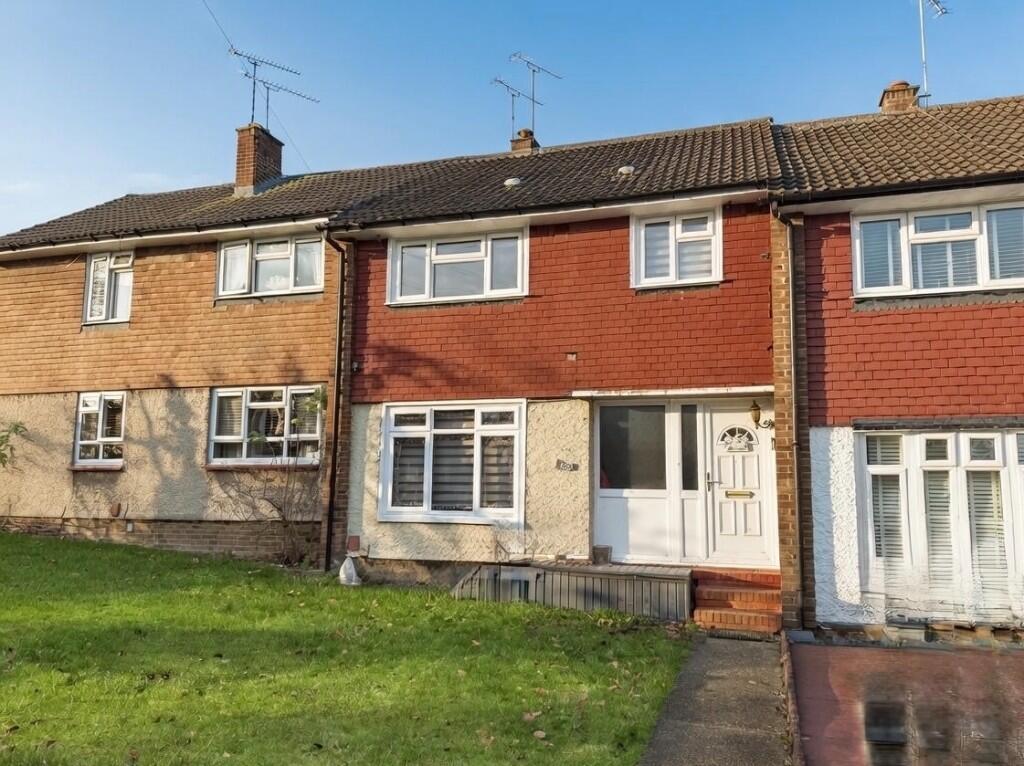 Main image of property: Mendip Crescent, Leigh-On-Sea, Essex, SS0