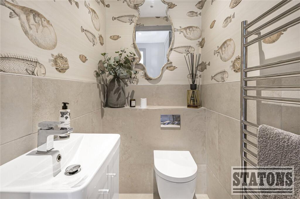 Additional image 11 of High Road, Essendon, Hatfield, Hertfordshire, AL9