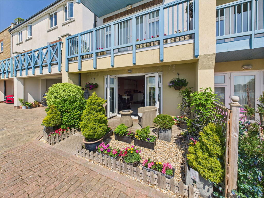 Main image of property: Broad Reach Mews, Shoreham By Sea