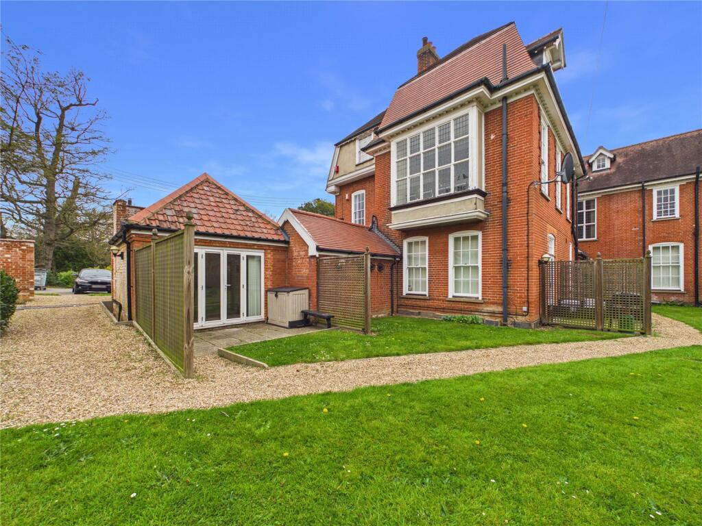 Main image of property: High Street, Sproughton, Ipswich, Suffolk, IP8