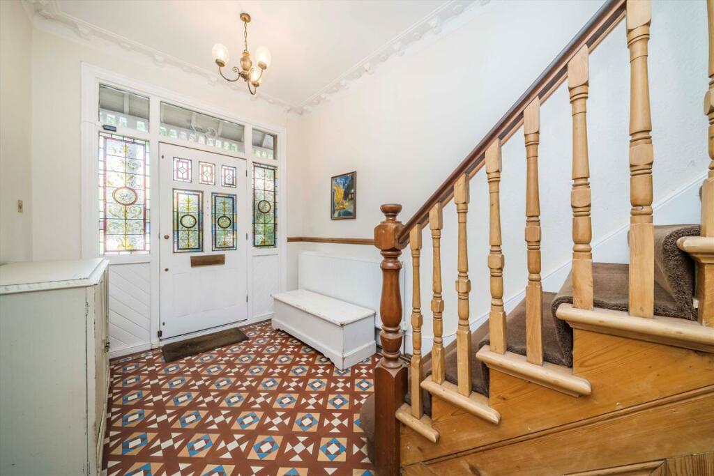 House in Kingston upon Thames - View 3